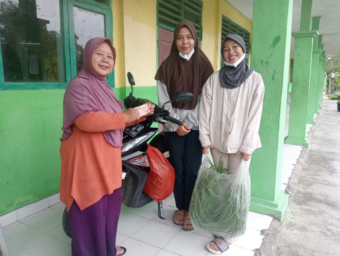 Layani Pembeli Kacang Panjang 15 Kilogram, AP KITELA Turun Tangan Langsung