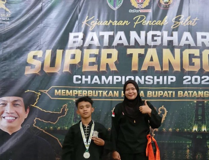 Duel Sesama Atlet MTsN 4 Batang Hari Warnai Final, Zidan Sukses Raih Juara II