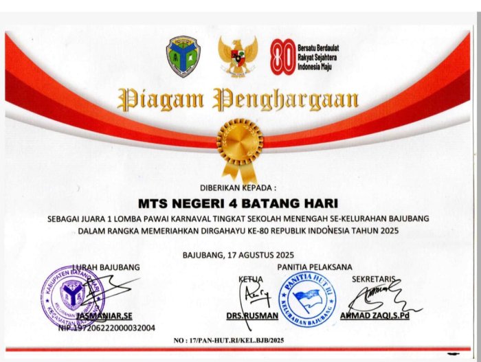 MTsN 4 Batanghari Raih Juara 1 Lomba Pawai Karnaval, Diiringi Drumband Izzatul Islam MTsN 4 Batanghari Raih Juara 1 Lomba Pawai Karnaval, Diiringi Drumband Izzatul Islam