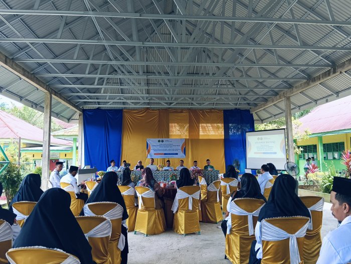 Tim Penilai Internal Itjen Kemenag RI Lakukan Penilaian Lapangan Zona Integritas di MTsN 4 Batang Hari