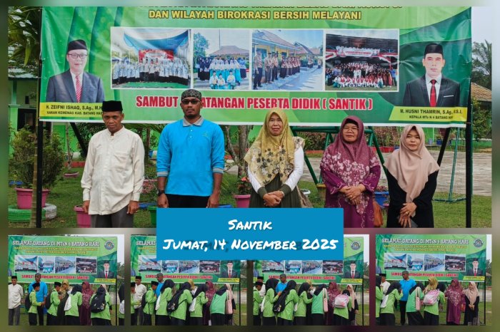 Senyum dan Salam Hangat, Guru Piket SANTIK  Jumat MTsN 4 Batang Hari Sambut Peserta Didik