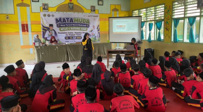 MATAMUDA Berlangsung Semarak Guru BK MTsN 4 Batanghari Tanamkan Budaya Anti-Bullying & Madrasah Aman Sejak Hari Pertama MATAMUDA Berlangsung Semarak Guru BK MTsN 4 Batanghari Tanamkan Budaya Anti-Bullying & Madrasah Aman Sejak Hari Pertama