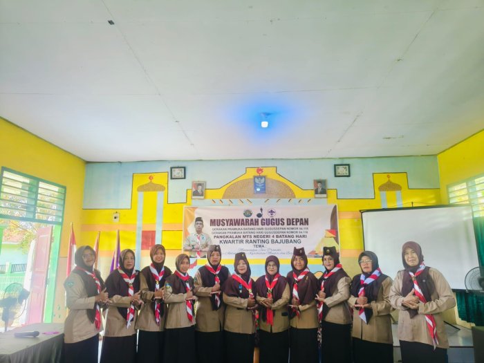 Kakak Pembina PI Antusias Ikuti MUGUS di MTsN 4 Batanghari