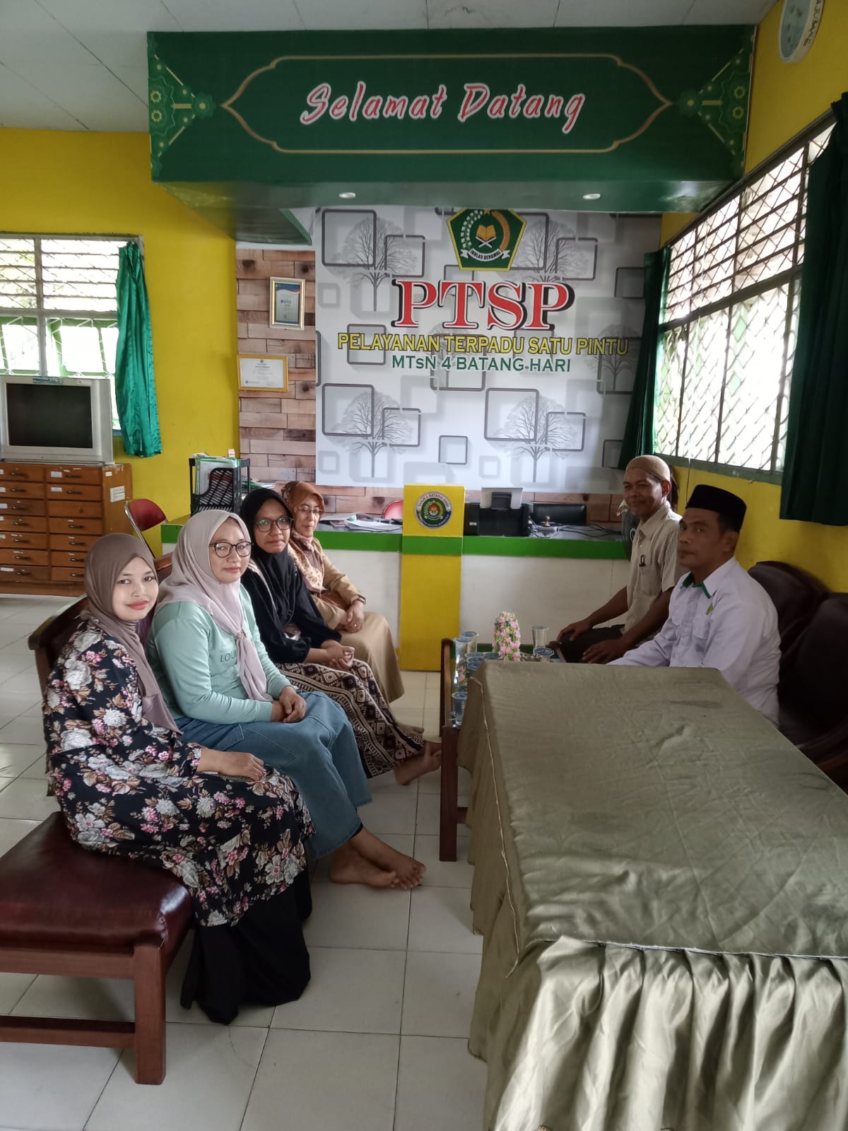 MTsN 4 Batanghari Lakukan Koordinasi Dengan Komite Madrasah. MTsN 4 Batanghari Lakukan Koordinasi Dengan Komite Madrasah.