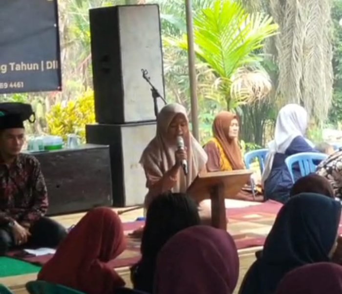 Siswi MTsN 4 Batanghari Aktif dalam Kegiatan Masyarakat melalui Tilawah Al-Quran