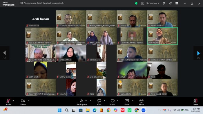 Kepala MTsN 4 Batang Hari Ikuti Peluncuran dan Bedah Buku Jejak Langkah Ayah di Masa Sulit Kami Secara Daring