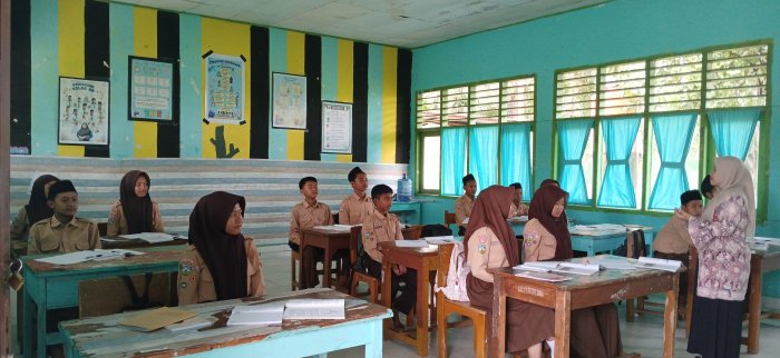 Guru BK Ajak Siswa Latih Pernapasan Kotak untuk Kelola Stres dan Tingkatkan Konsentrasi