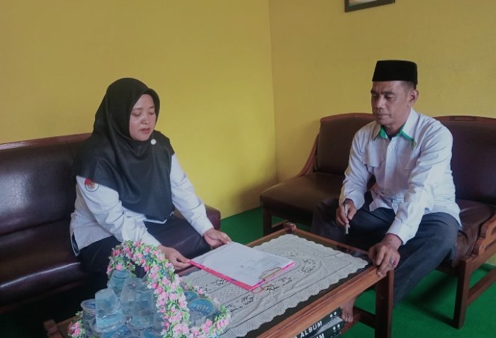 Transparansi Kinerja Guru: LCKH Agustus Ditandatangani Kepala Madrasah