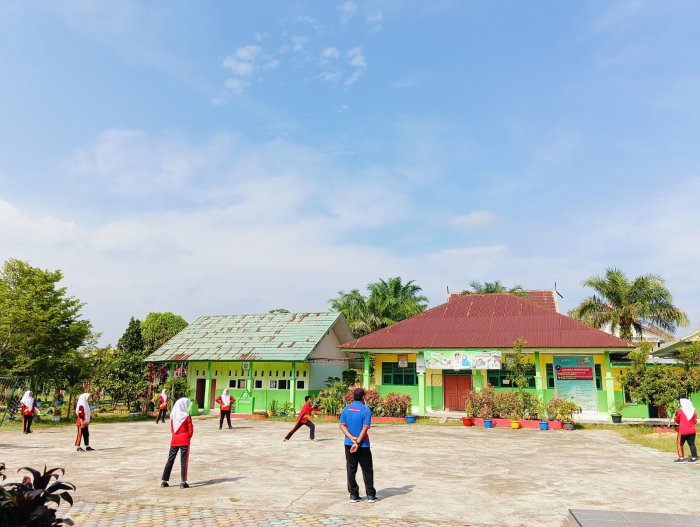 Semangat Membara Bermain Rounders