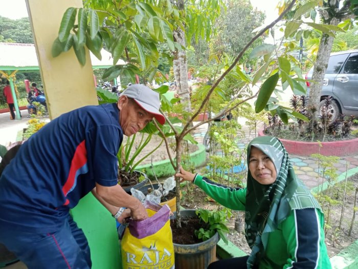 Ekologi Madrasah Pembiasaan Positif  Mengisi Waktu Luang di Akhir Pekan