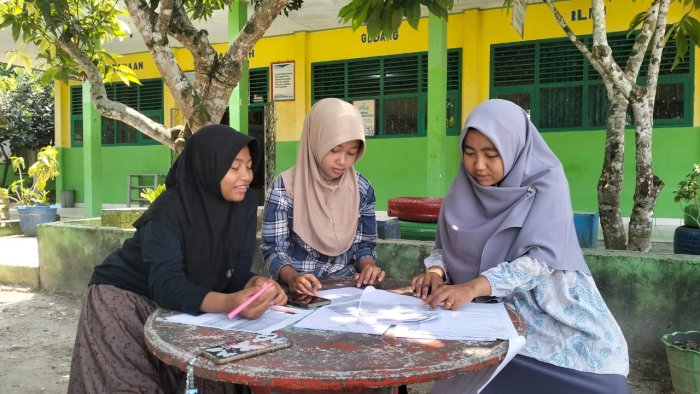 Menuju OMI Kabupaten Batang Hari, Guru IPA MTsN 4 Batang Hari Pacu Semangat Siswa Berprestasi