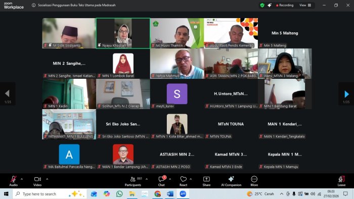 Perkuat Standar Pendidikan, Kepala MTsN 4 Batang Hari Hadiri Sosialisasi Buku Teks Utama Secara Daring