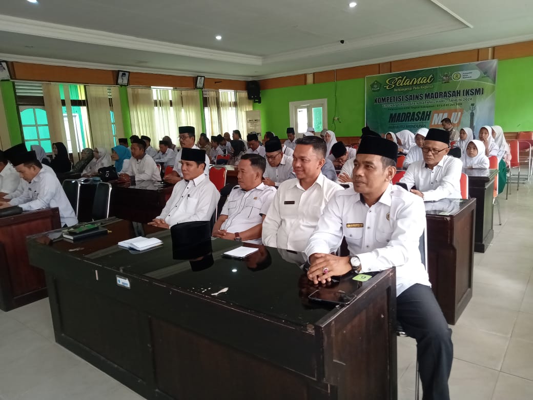 FADHIL DAN TIM SIAP BERTARUNG DENGAN MENYALA FADHIL DAN TIM SIAP BERTARUNG DENGAN MENYALA