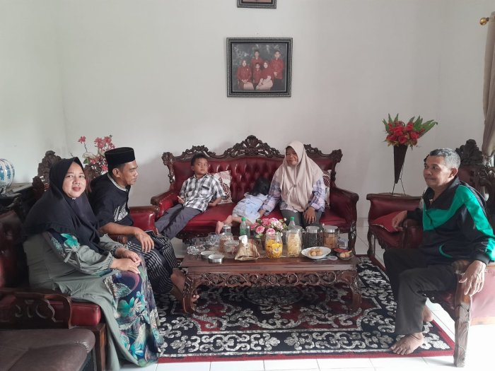 Silaturrahmi Wakil kepala bidang kesiswaan Beserta Keluarga di Momen Idul Fitri 1447 H