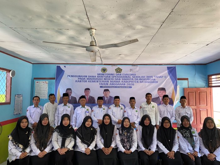 Kepala MTsN 4 Batang Hari dan Bendahara Hadiri Monev BOS Tahap I , Pastikan Pengelolaan Dana Sesuai Regulasi