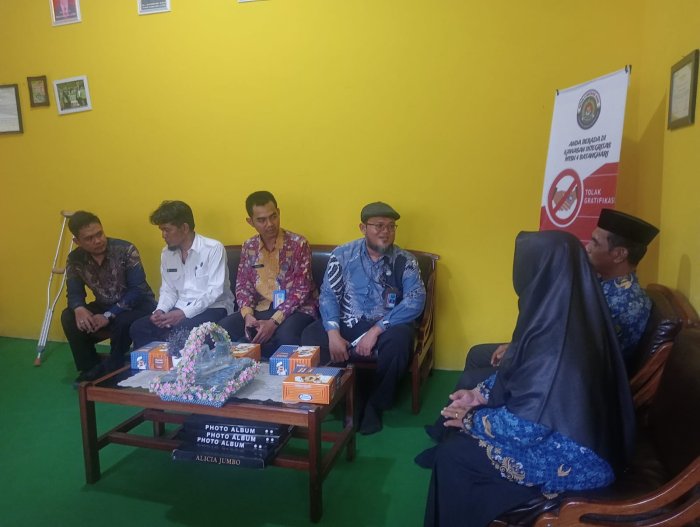 BNN Kabupaten Batanghari Lakukan Tindak Lanjut di MTsN 4 Batanghari BNN Kabupaten Batanghari Lakukan Tindak Lanjut di MTsN 4 Batanghari