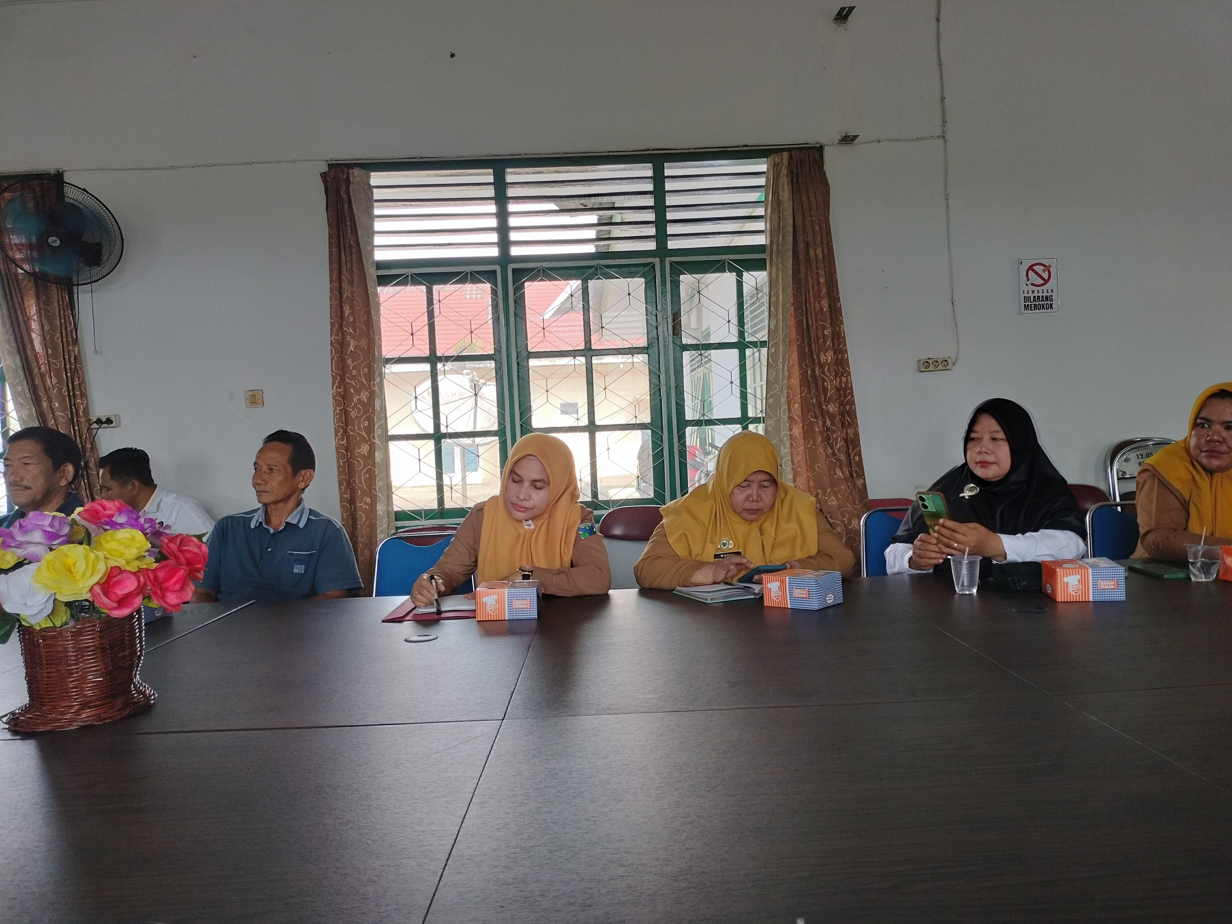 Wakabidkur MTsN 4 Batang Hari Mengikuti Rapat Persiapan HUT RI dan Drumband Izzatul Islam Siap Mengiringi Upacara Wakabidkur MTsN 4 Batang Hari Mengikuti Rapat Persiapan HUT RI dan Drumband Izzatul Islam Siap Mengiringi Upacara